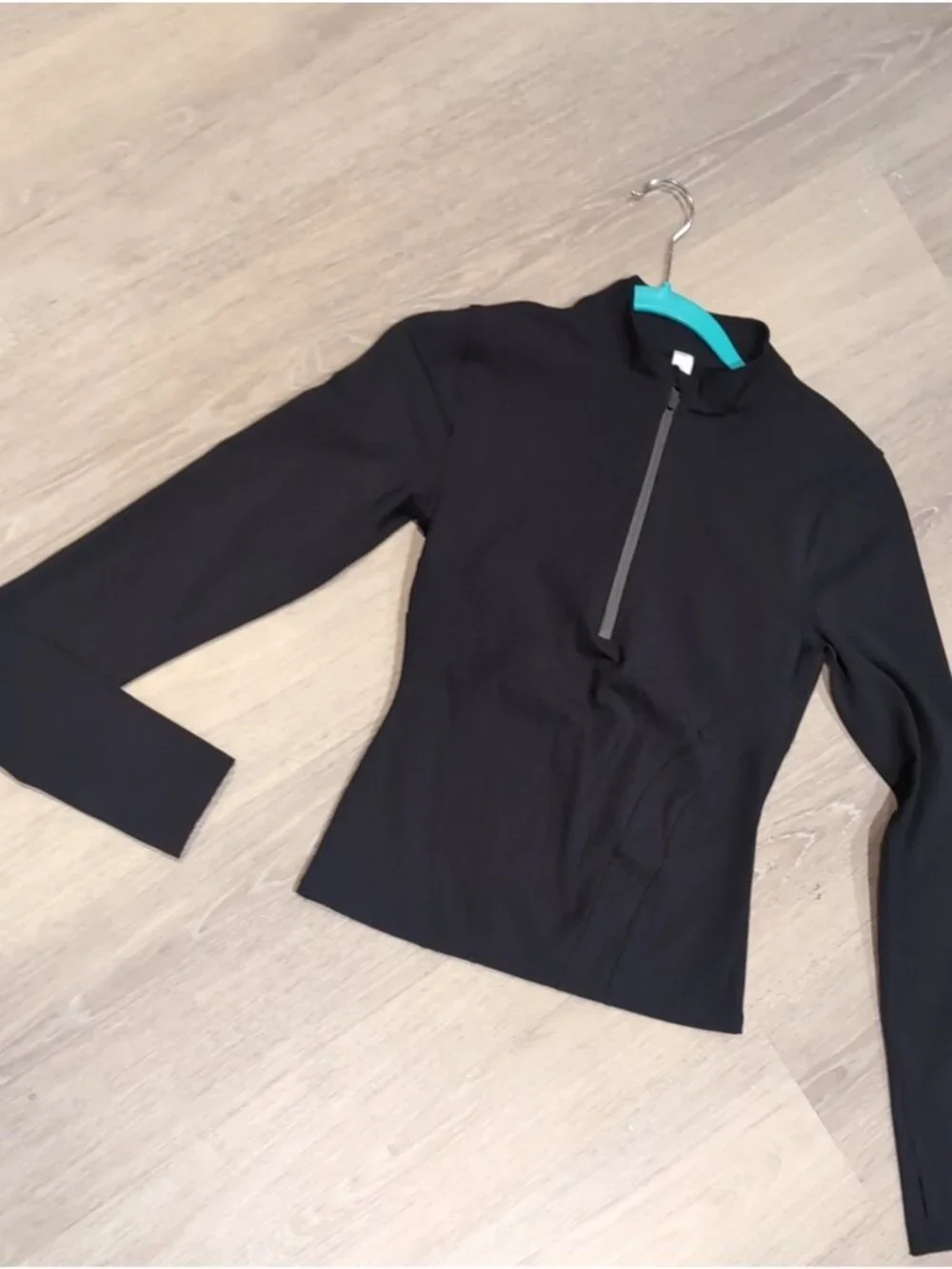 Lululemon Luxtreme Running Half-Zip In Black